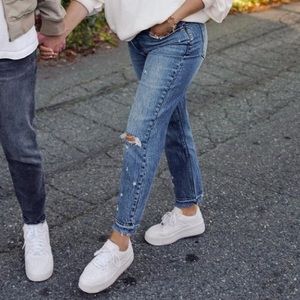 Abercrombie & Fitch Highrise mom jeans NWT